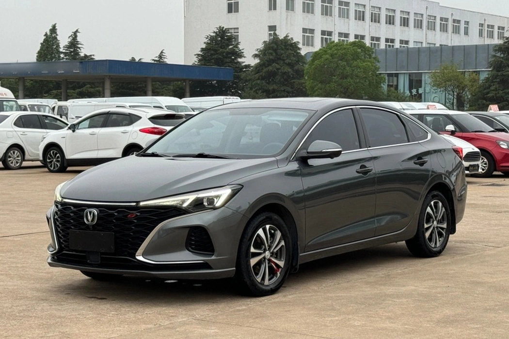 Changan Yidong 2021 PLUS Blue Whale NE 1.4 T GDI DCT Premium Type