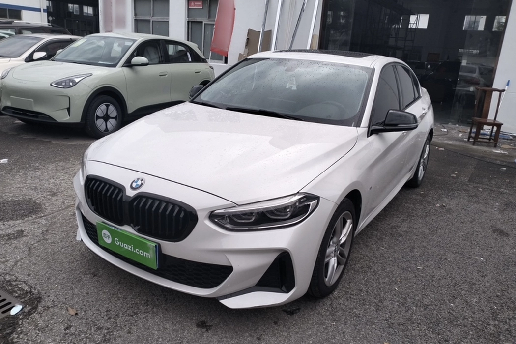 BMW 1 Series 2022 120i M Sports Yao Ye Edition