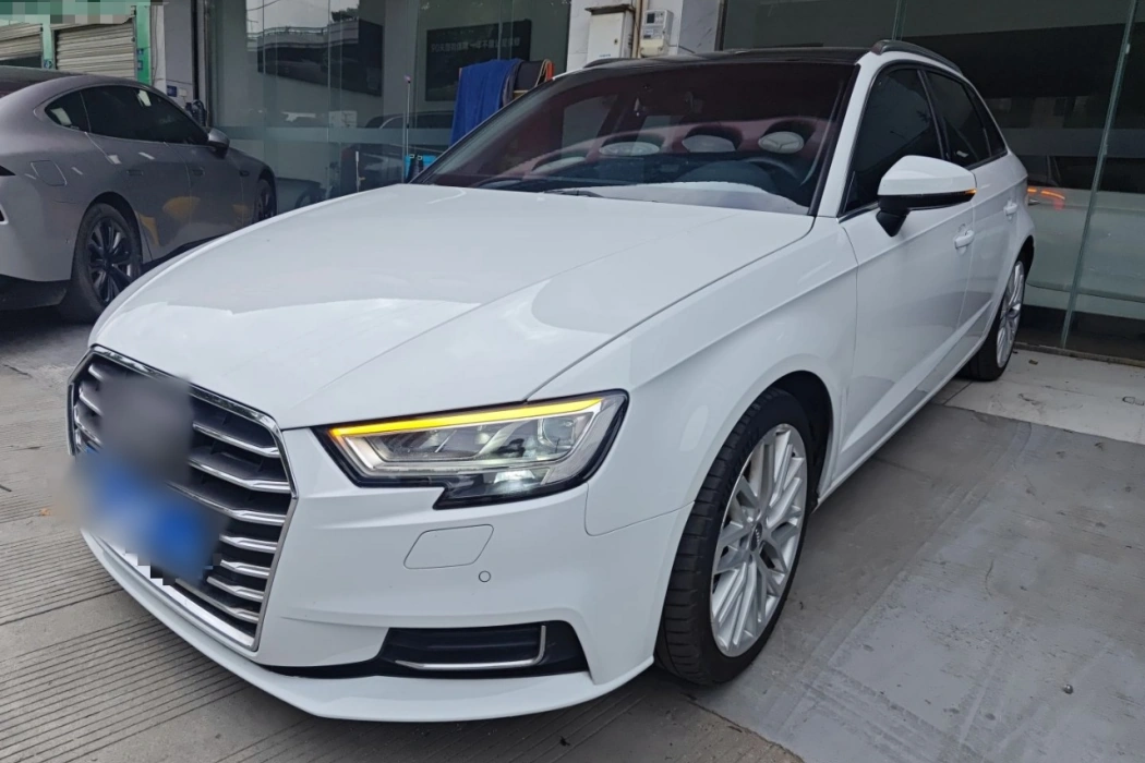 Audi A3 2018 30th Anniversary Year Sportback 35 TFSI Style