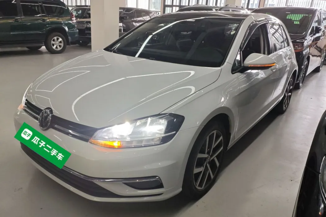 Volkswagen Golf 2020 Premium Version 280TSI DSG Comfort Type