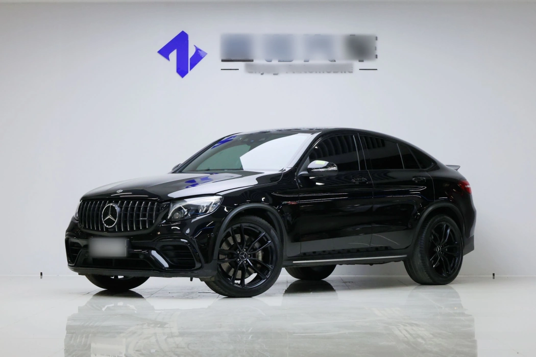 Mercedes-Benz GLC Coupe AMG 2018 AMG GLC 63 4MATIC+ Coupe SUV