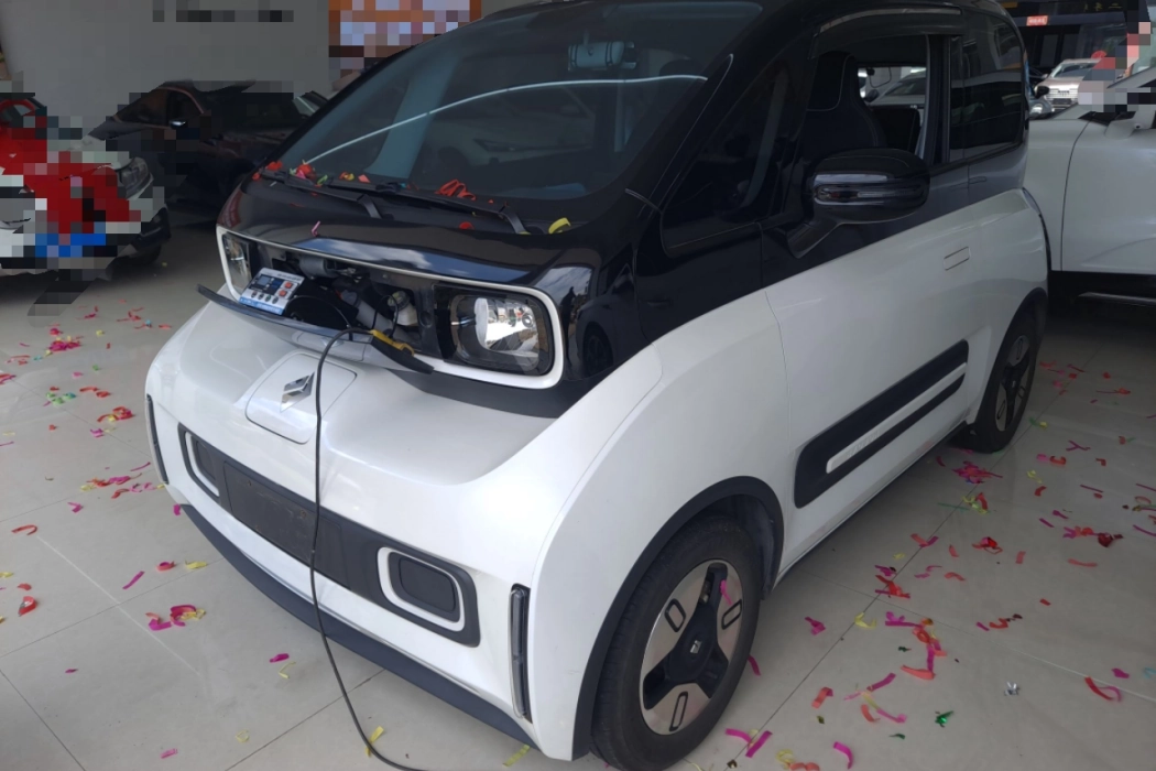 Baojun E300 2020 Plus Star Smart Edition