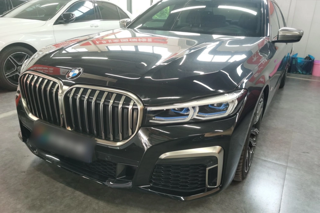 BMW 7 Series 2021 740Li Premium M Sport Package