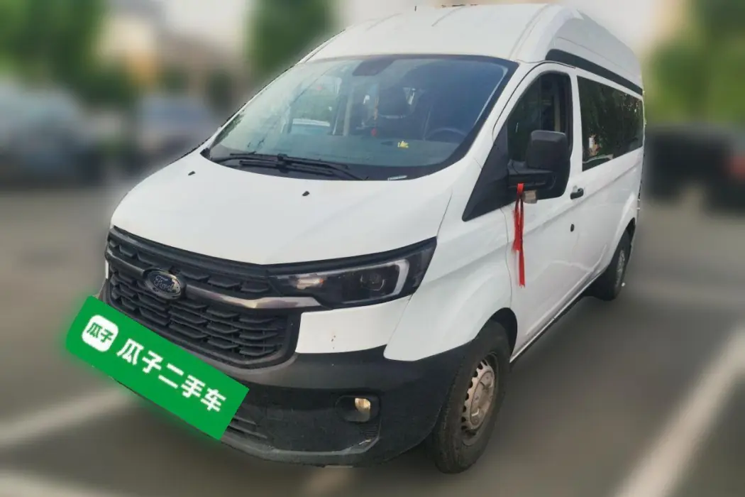 Ford Quanshun 2023 2.0T diesel manual multi-function commercial vehicle center axle top 5/6 seats