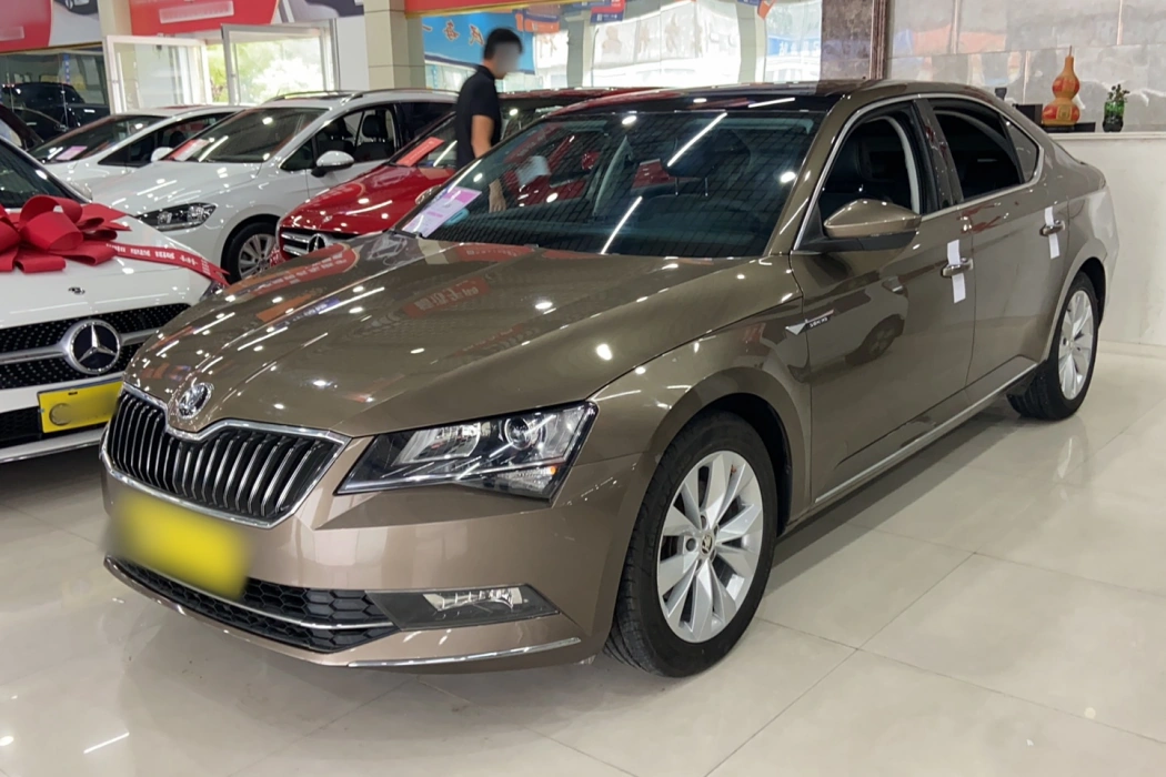 Skoda Supai 2018 model ZI280 DSG Comfort Edition Country V