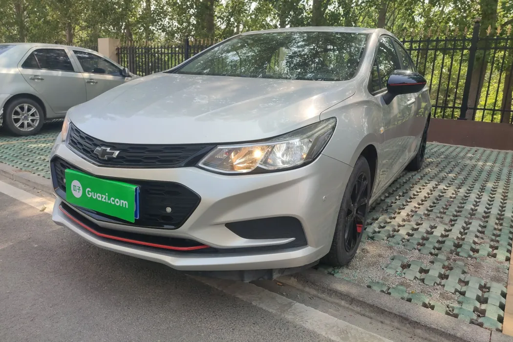 Chevrolet Cruze 2018 Redline 320 Automatic Pioneer Edition