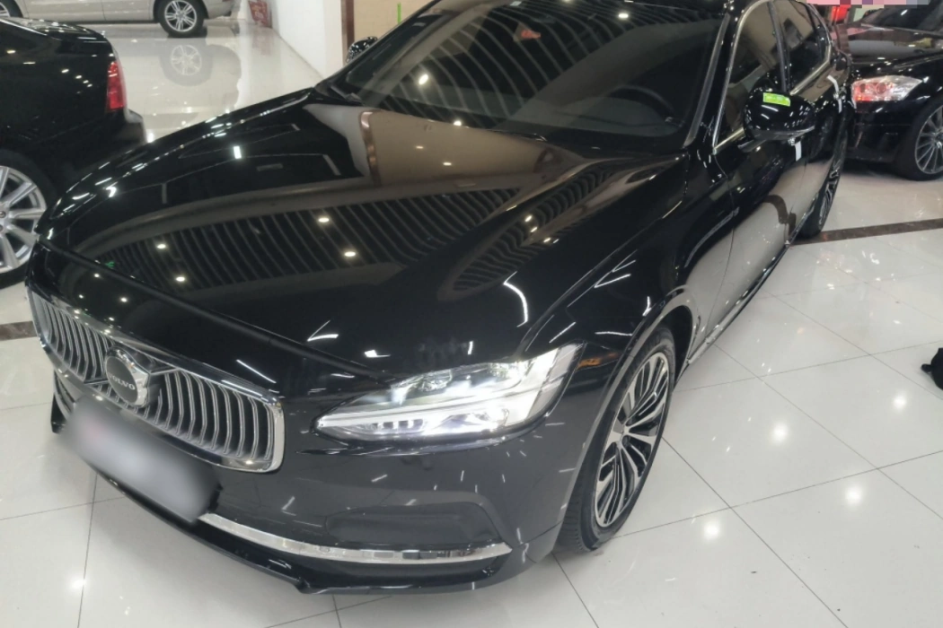 Volvo S90 2023 B5 Intelligent Luxury Edition