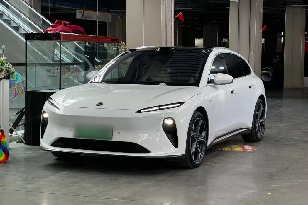 Nio ET5T 2024 model 75kWh Touring