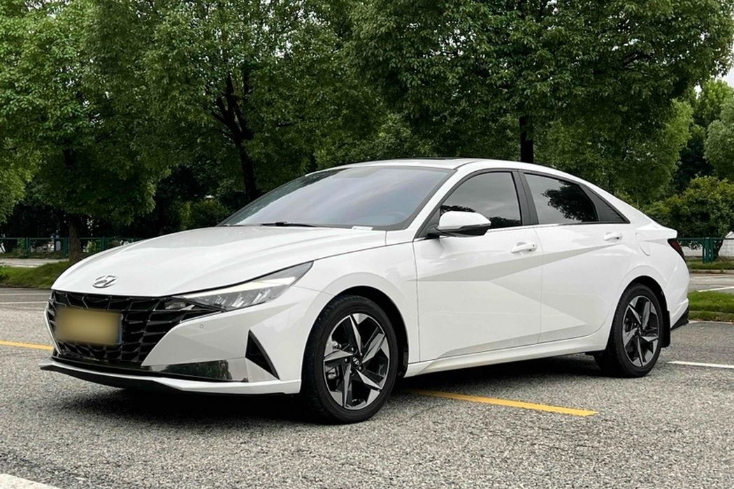 Hyundai Elantra 2022 1.5L CVT GLX Elite Edition