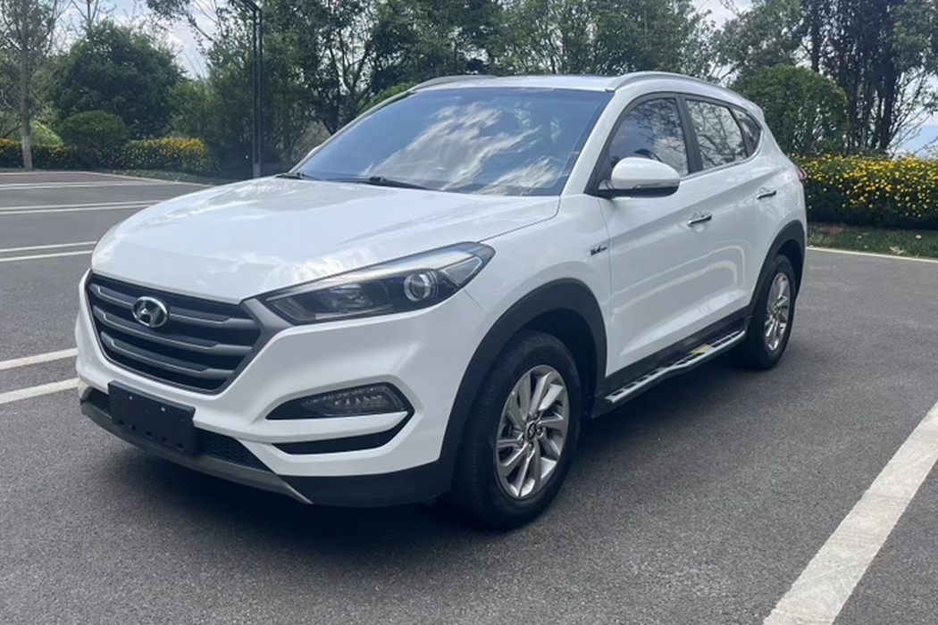 Hyundai Tucson 2015 1.6T dual clutch two-wheel drive smart type