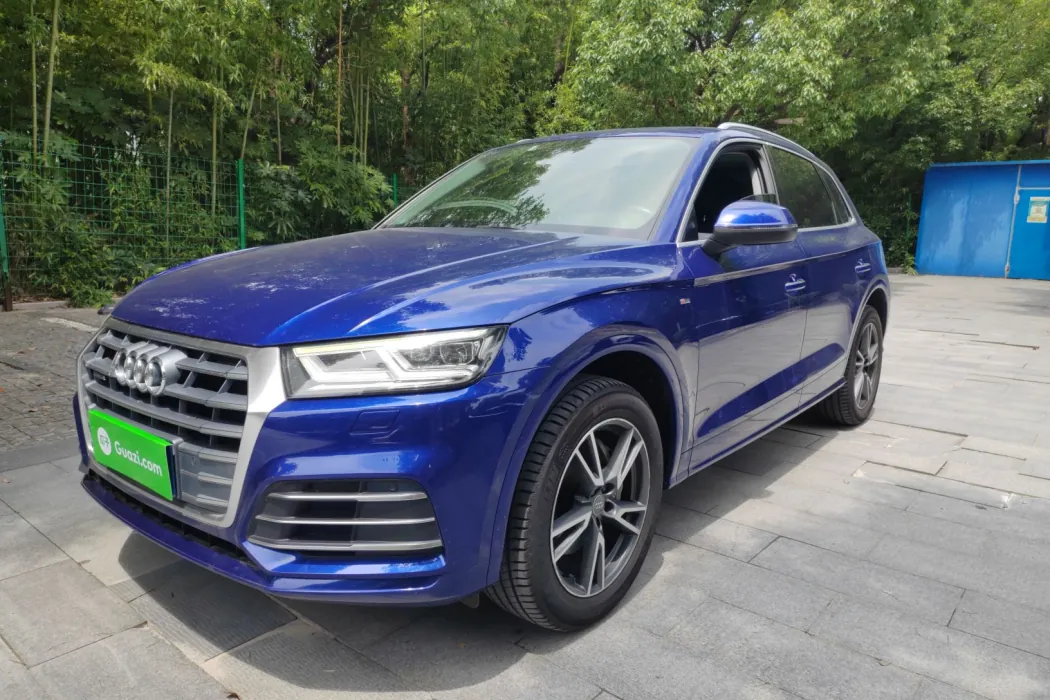 Audi Q5L 2018 40 TFSI Glory Style National V