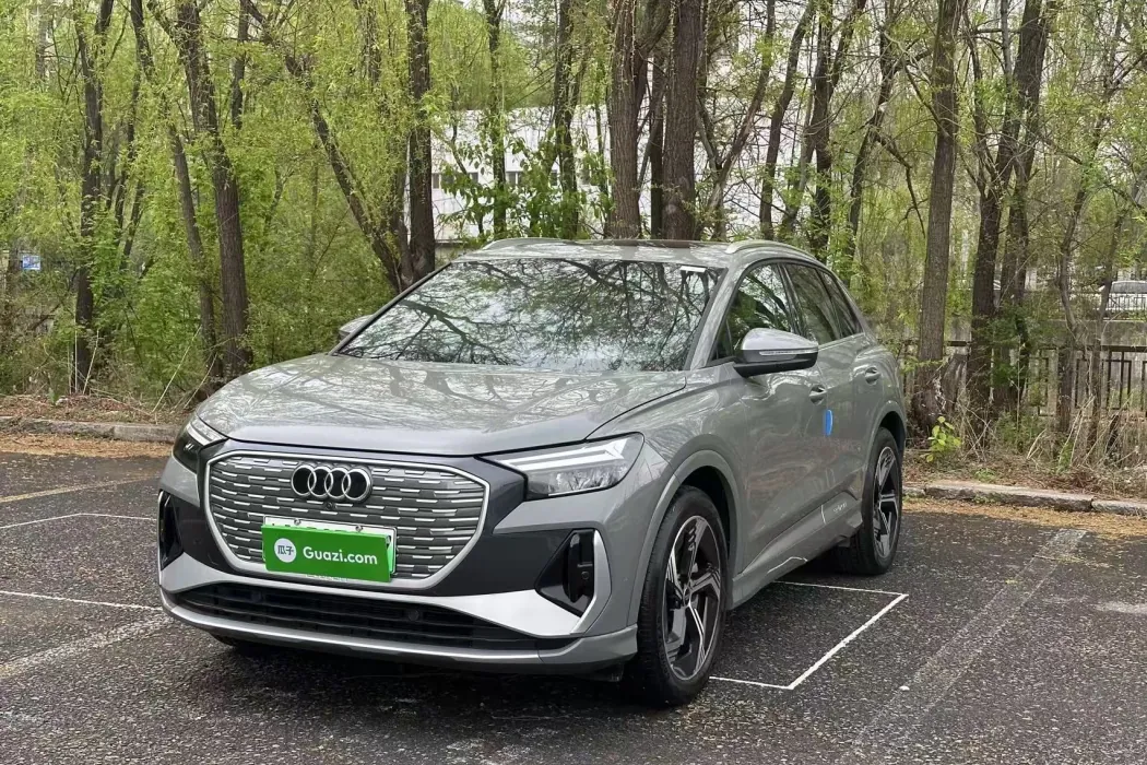 Audi Q4 e-tron 2023 40 e-tron Genesis Edition