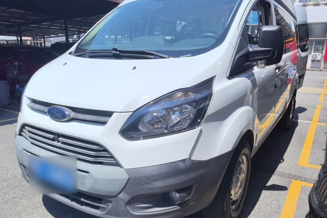 Ford Quanshun 2017 2.0T diesel multi-function commercial vehicle center axle Zhongding Country V