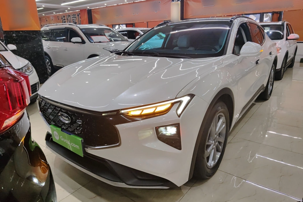 Ford EVOS 2022 EcoBoost 245 Fashion Edition