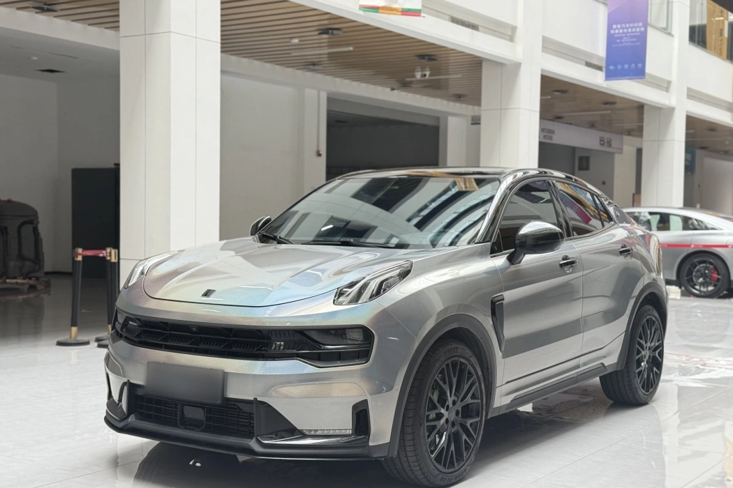 Lynk & Co. 05 2022 Model 05+2.0 TD Automatic Discovery Edition