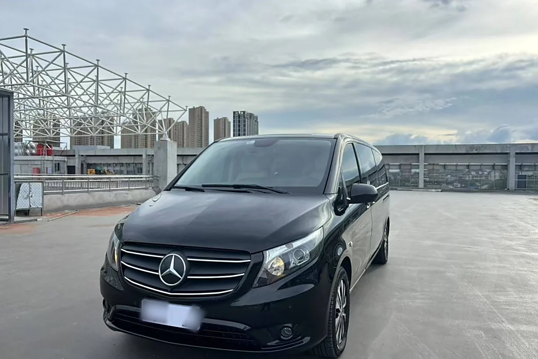 Mercedes-Benz Vito 2021 2.0T Business Edition 7-seater