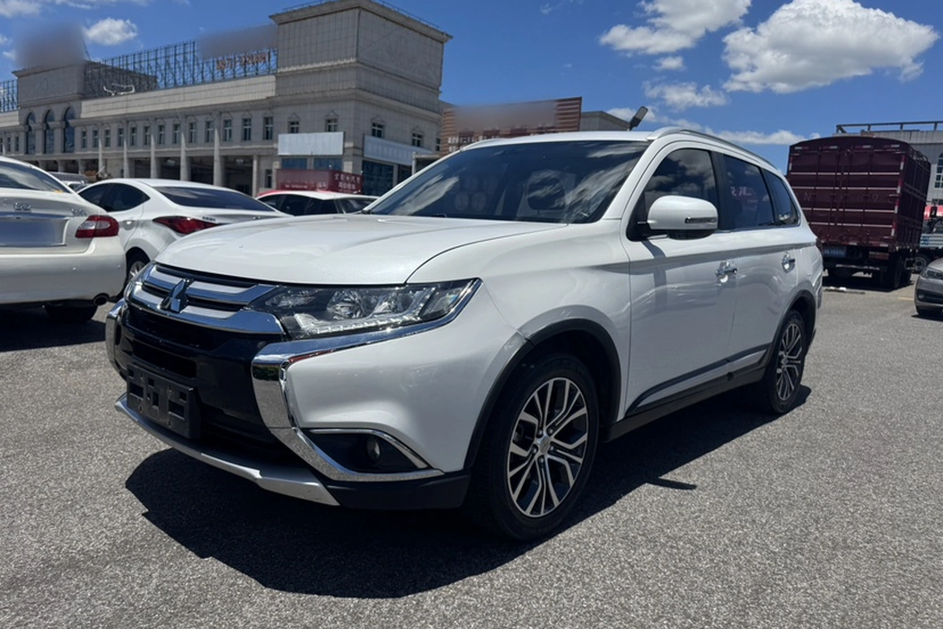 Mitsubishi Outlander 2018 2.4L four-wheel drive Elite Edition 5-seater