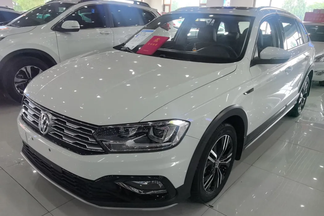 Volkswagen C-TREK Weiling 2018 230TSI DSG Comfort Type