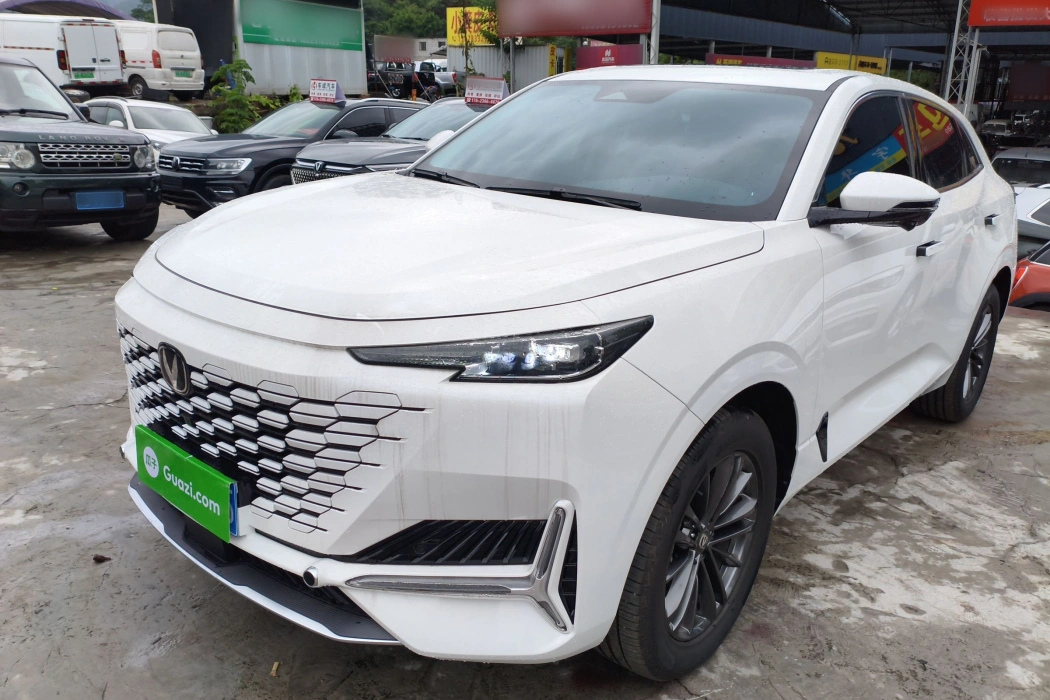 Changan UNI-K 2024 2.0T two-wheel drive Yueshang type