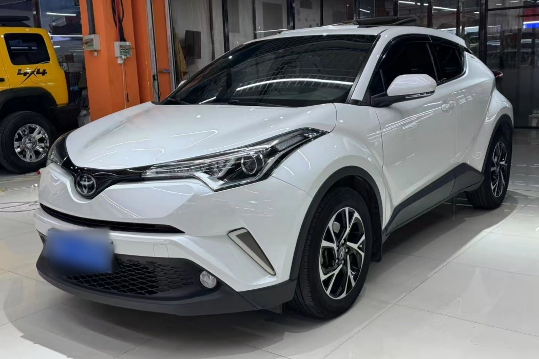 Toyota C-HR 2018 2.0L Leading Sunroof Edition State VI