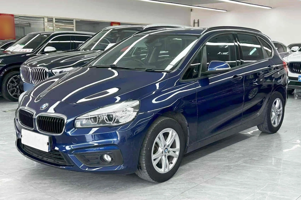 BMW 2 Series Wagon 2016 218i Leader