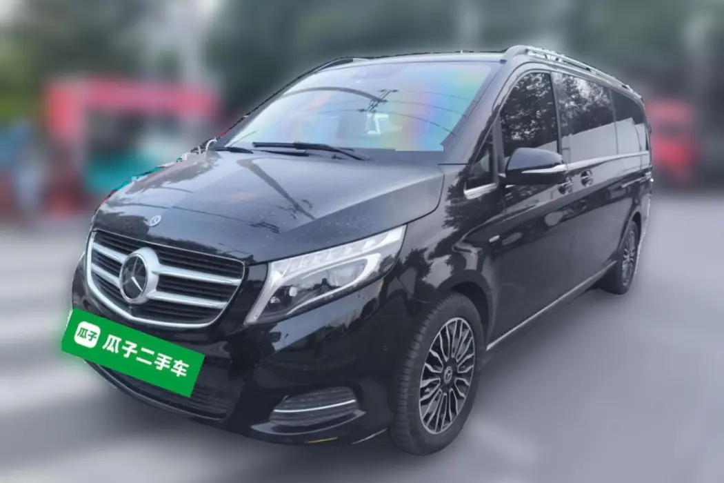 Mercedes-Benz V-Class 2018 V 260 L Premium Plus National V