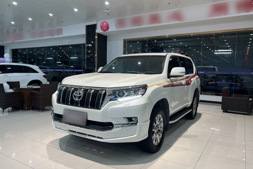 Toyota Prado 2019 3.5L automatic TX-L Premium Edition rear spare tire
