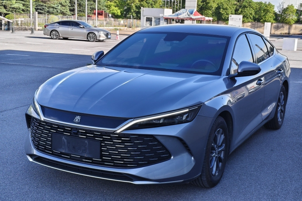 BYD Qin L 2024 DM-i 80KM leading type