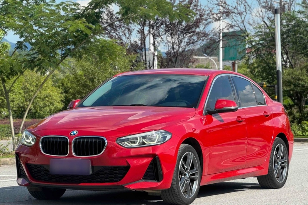 BMW 1 Series 2021 120i M Sport