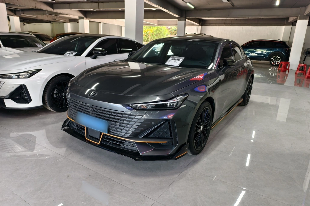Changan UNI-V 2022 1.5T Sport Edition