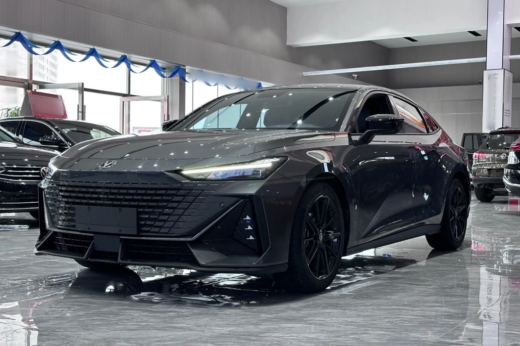 Chang'an UNI-V 2022 1.5T Premium