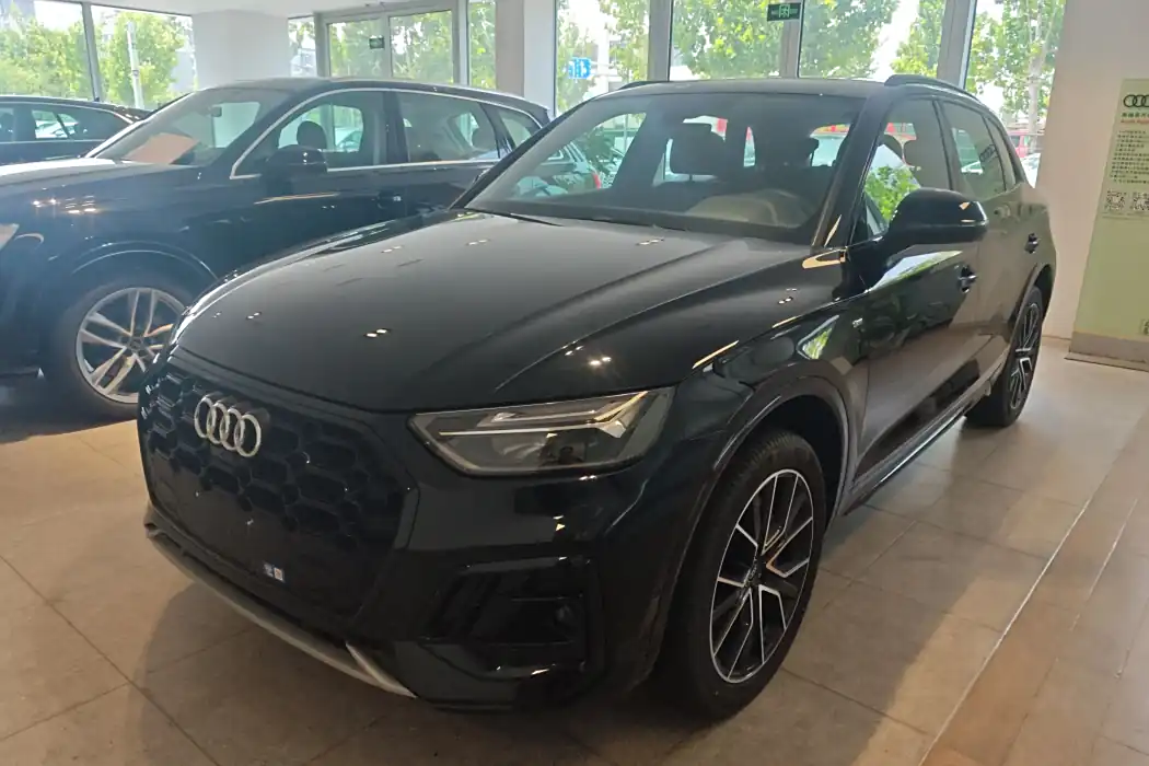 Audi Q5L 2024 model 45 TFSI luxury dynamic type