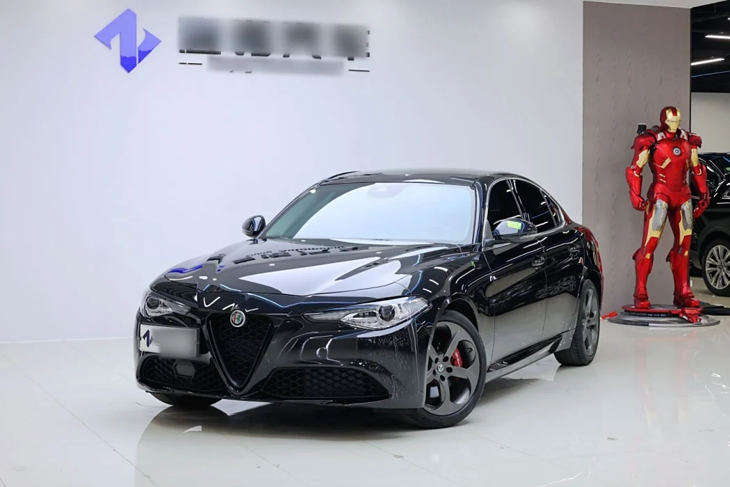 Alfa Romeo Giulia Juliet 2020 2.0T 280HP Track Limited Edition