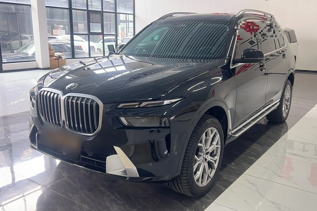 BMW X7 2023 xDrive40i Leading Luxury Package