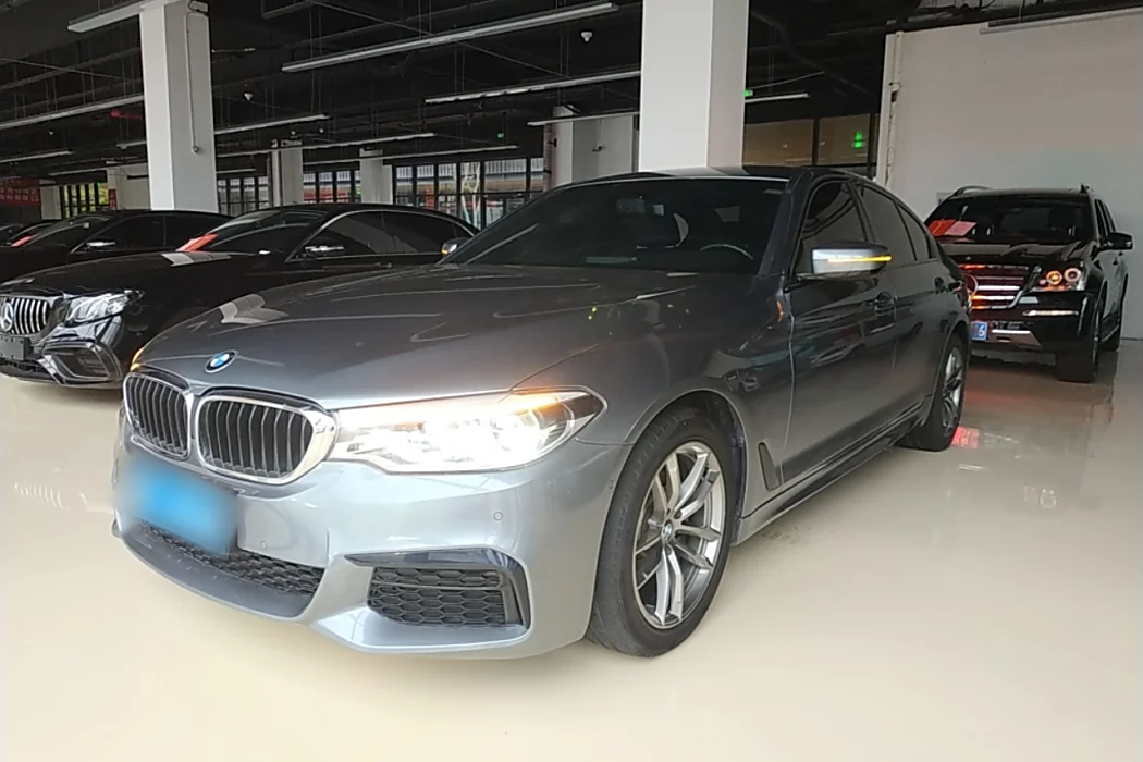 BMW 5 Series (Import) 2020 525i M Sport Package