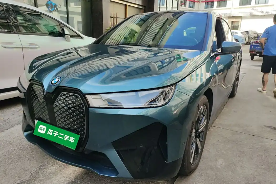 BMW iX 2022 xDrive40