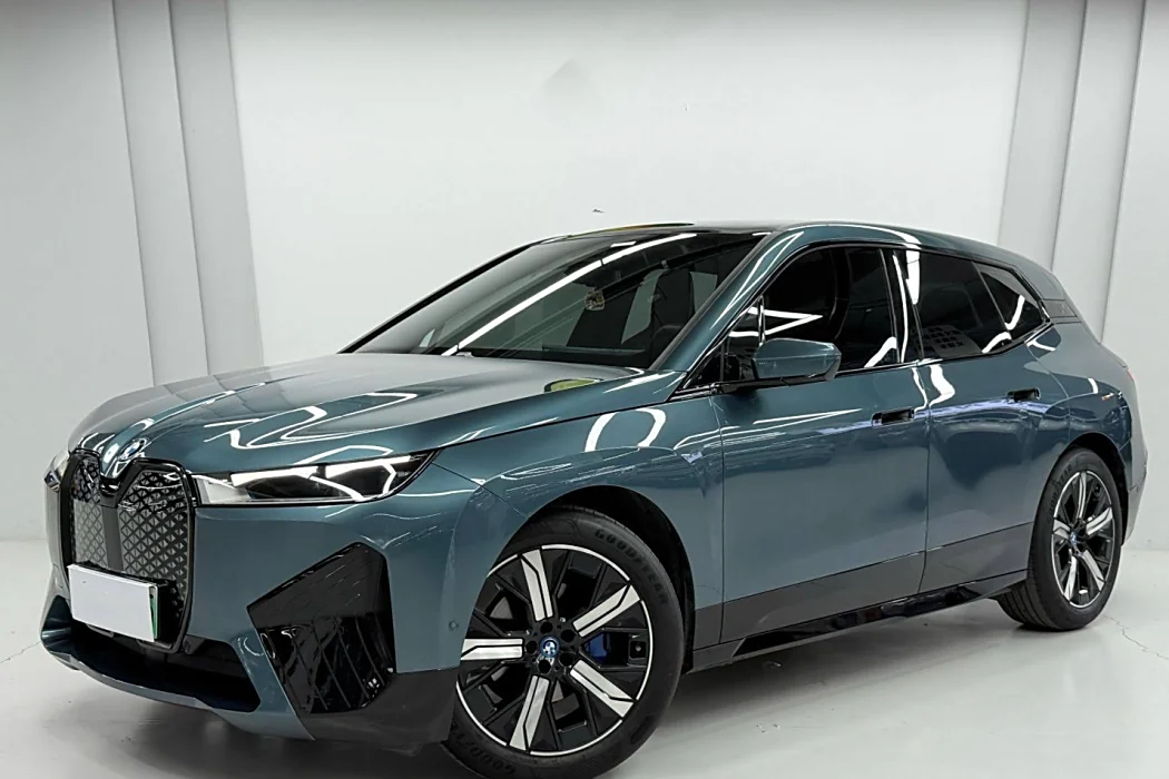 BMW iX 2022 xDrive40