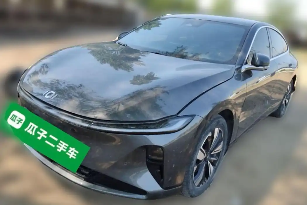 Changan Qiyuan A07 2023 extended range 200 Pro