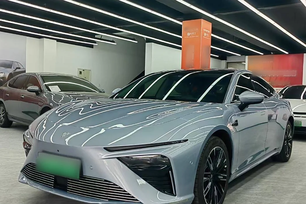 Nezha Automobile Nezha S 2024 facelift and range extension 1160 AR-HUD version