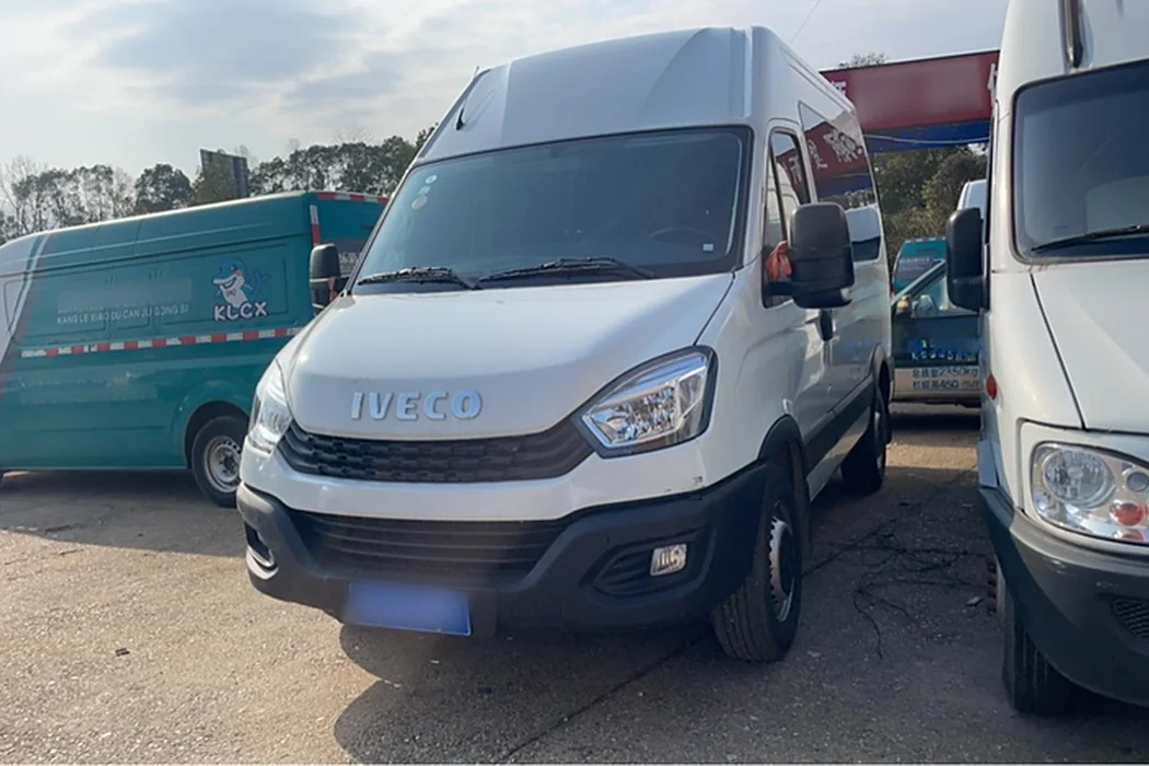 Iveco Ousheng 2021 2.0T manual Chaorui short shaft high top side sliding door F1A