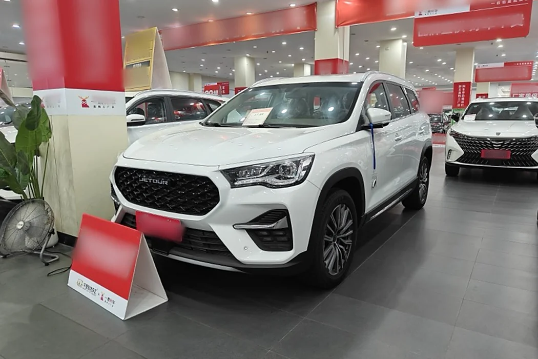 Jietu X95 2023 1.6T DCT Era Edition 7 Seats