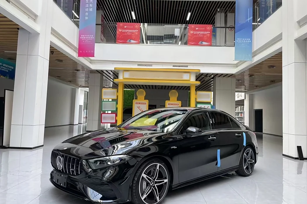 Mercedes-Benz A-class AMG 2024 facelift AMG A 35 L 4MATIC
