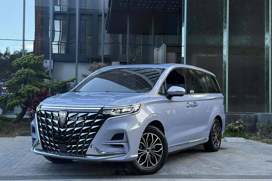 Roewe iMAX8 New Energy 2022 First Class Platinum Edition