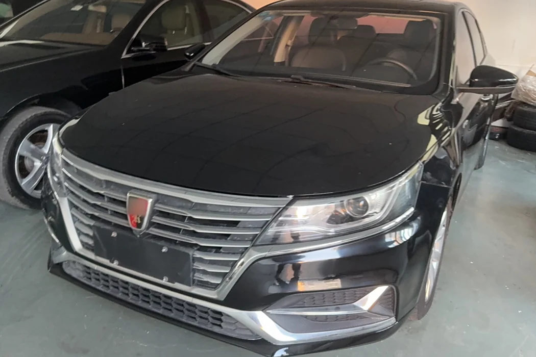 Roewe i6 New Energy 2017 45T Hybrid Connected Smart Edition