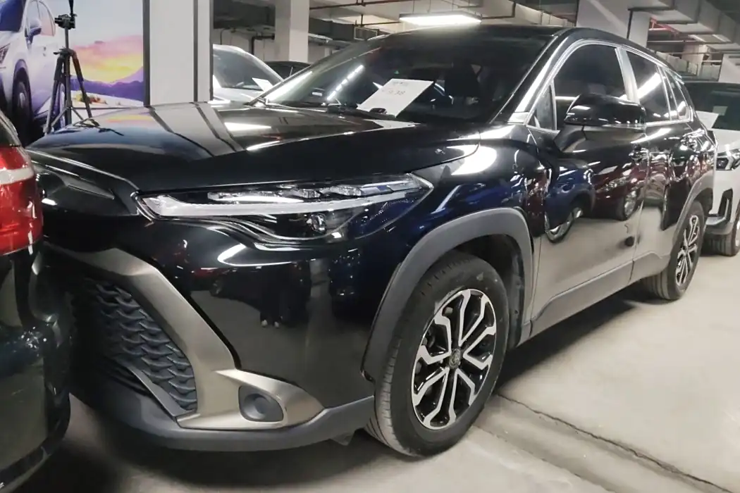 Toyota Highlander 2022 2.0L CVT Deluxe Edition