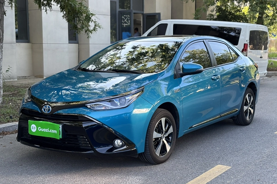 Toyota Ralink Dual Engine E+2019 1.8PH V E-CVT Deluxe Edition