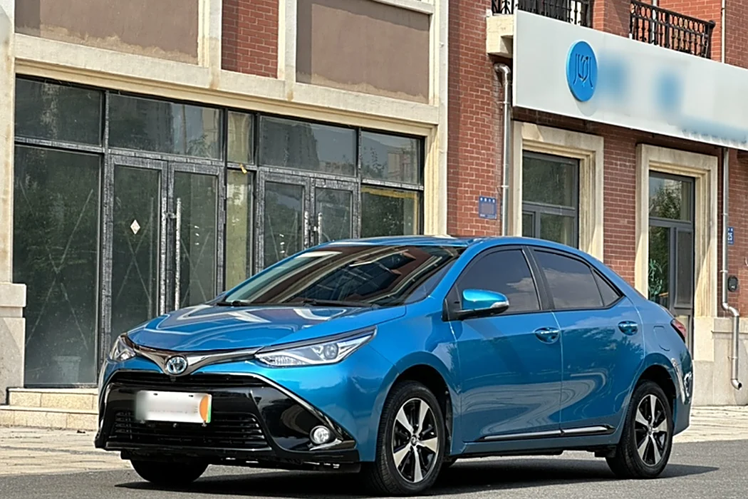 Toyota Ralink Dual Engine E+2019 1.8PH V E-CVT Deluxe Edition