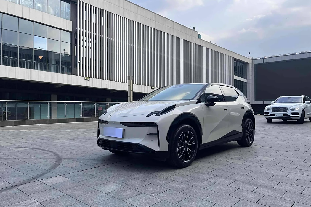 Extreme Krypton X 2025 five-seater long battery life version