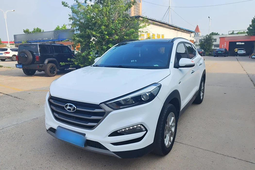 Hyundai Tucson 2018 1.6T dual clutch two-wheel drive 15th Anniversary Special Edition