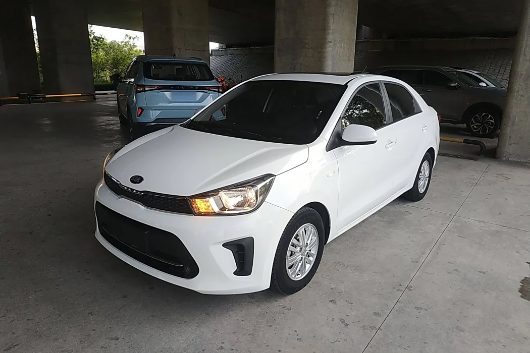 Kia Huanchi 2020 facelift 1.4L automatic comfort Sunroof version